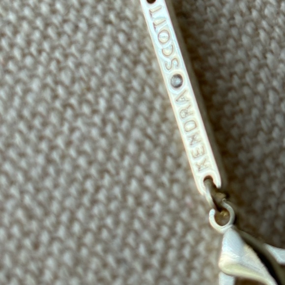 Kendra Scott Andi Baroque necklace - Picture 2 of 8